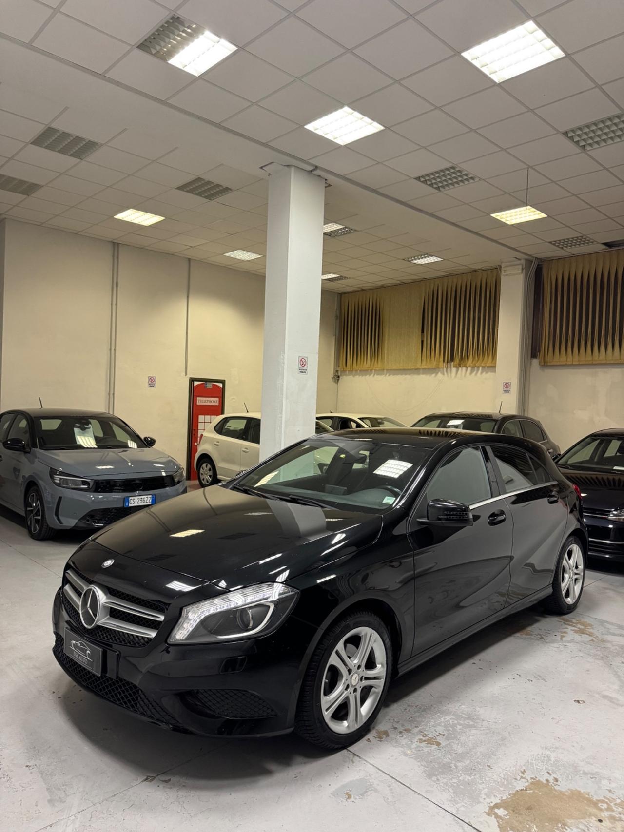 Mercedes-benz A 180 d Premium
