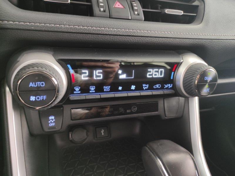 TOYOTA RAV4 5ª serie - RAV4 2.5 HV (218CV) E-CVT 2WD Business