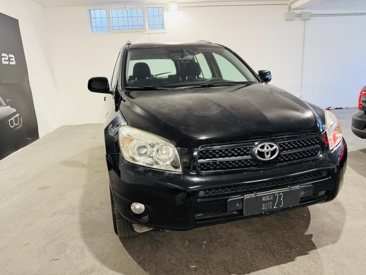 Toyota RAV 4 RAV4 2.2 D-4D 136 CV Luxury