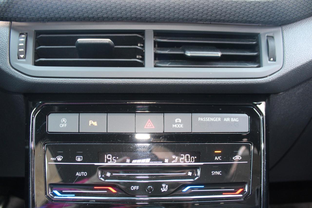 Volkswagen T-Cross 1.0 TSI 110 CV Sport