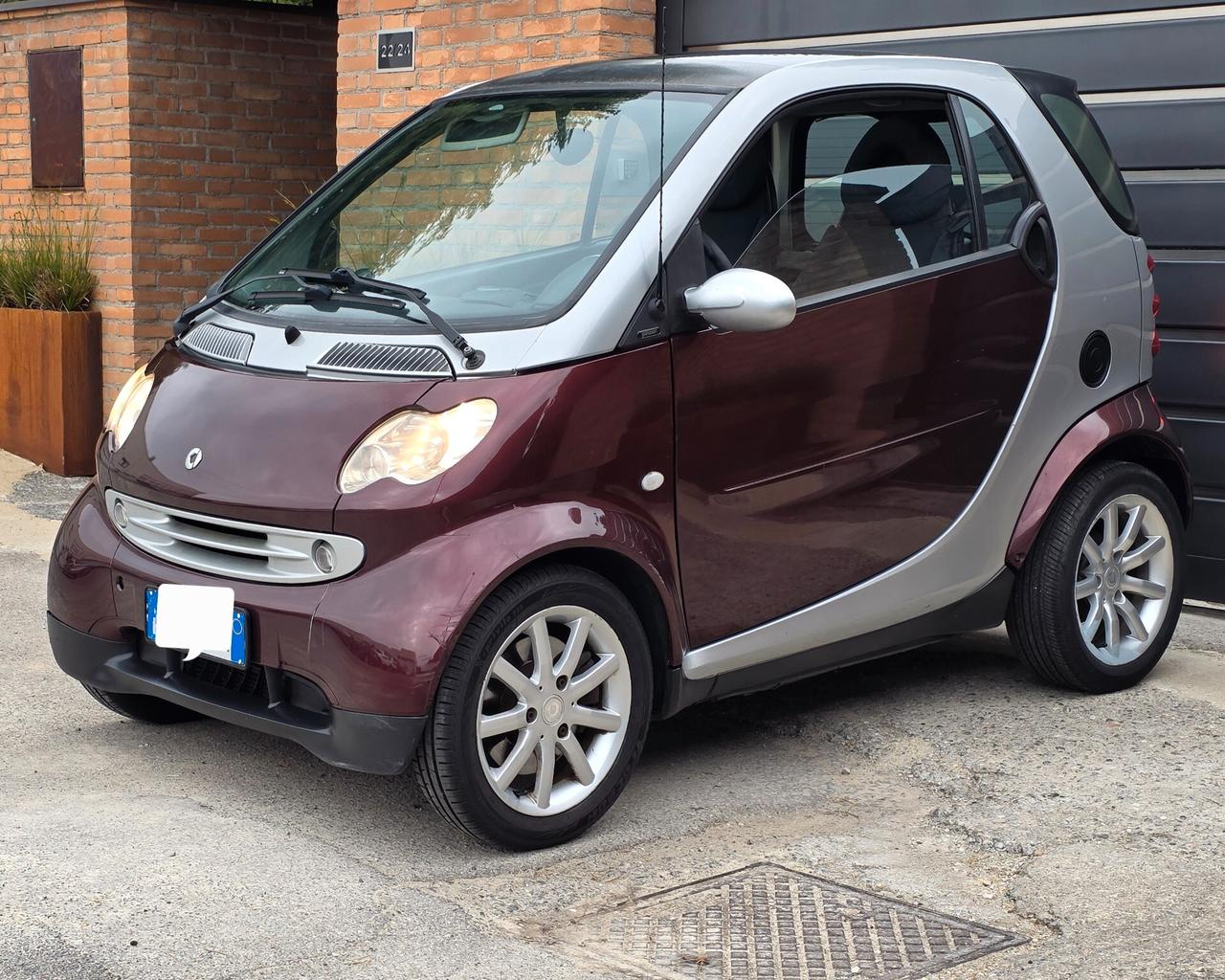 Smart ForTwo 700 coupé pure (45 kW)