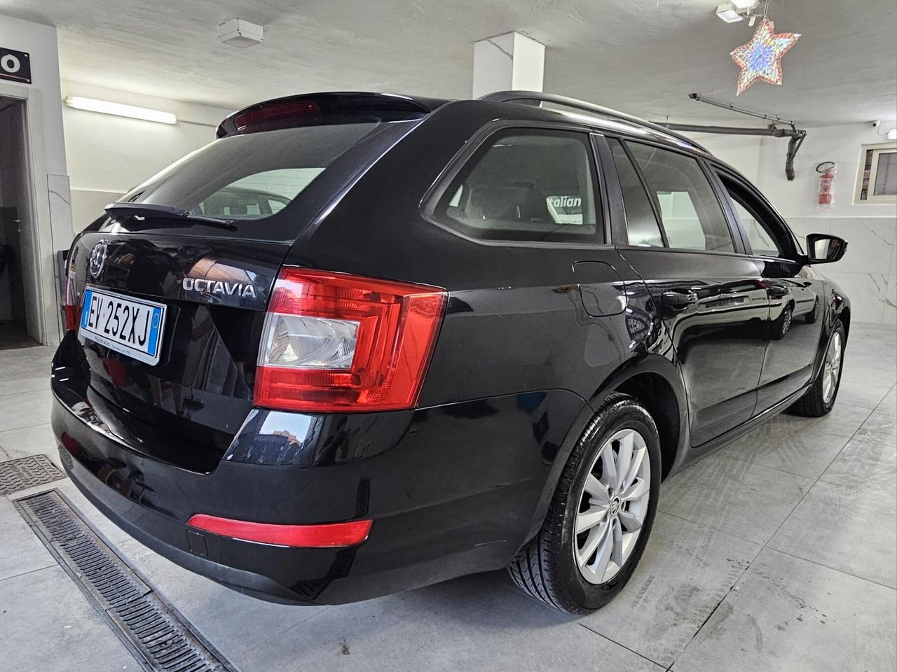 SKODA OCTAVIA RESTYLING 1.6 TDI 2015 PERFETTA
