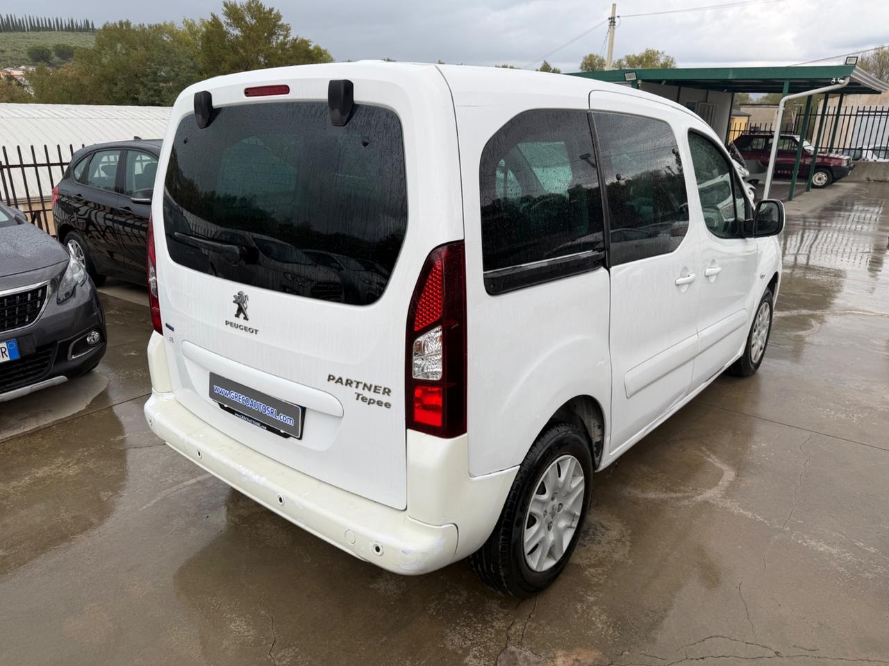 Peugeot Partner Tepee BlueHDi 100 / 5porti