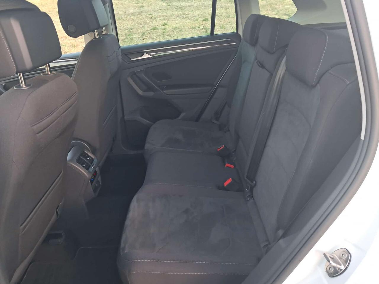 Volkswagen Tiguan 2.0 TDI 150 CV SCR DSG R-Line (IVA ESPOSTA)