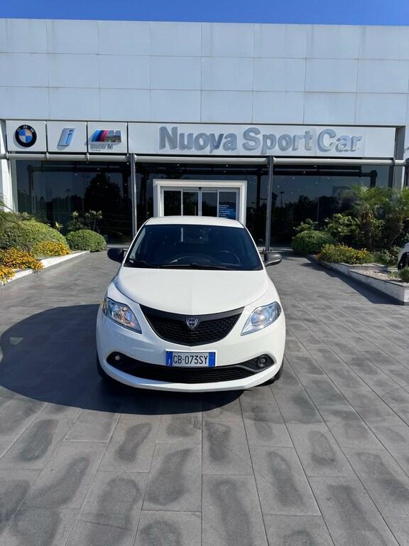 Lancia Ypsilon 5 Porte 1.0 FireFly Hybrid Silver