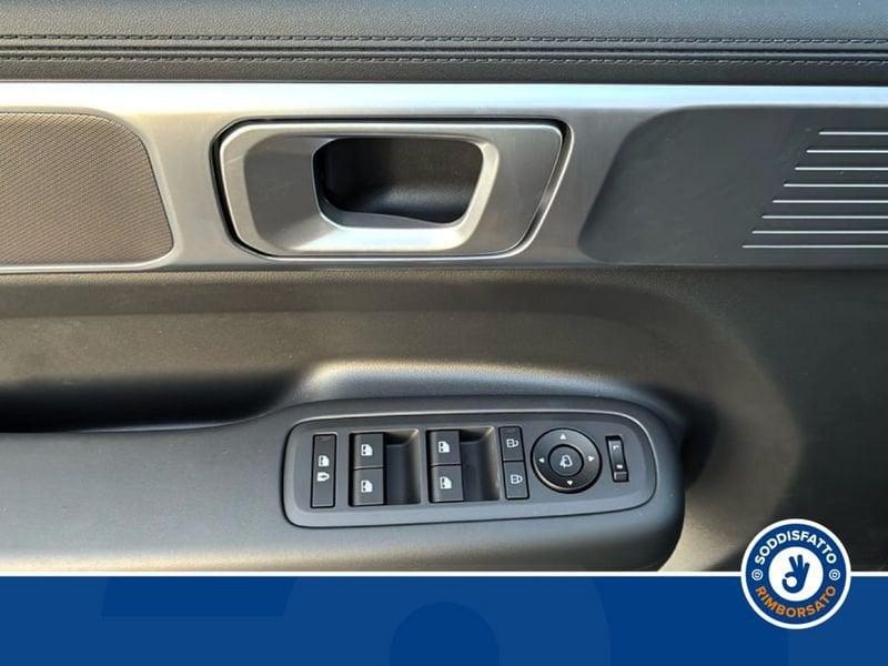 Hyundai Santa Fe 1.6 PHEV 4WD Business - 5 Posti