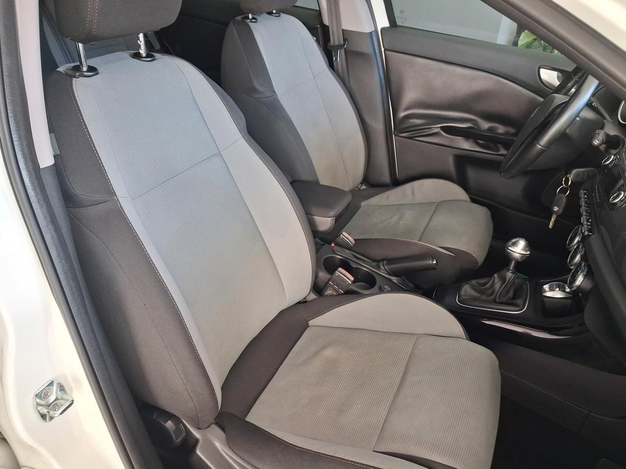 Alfa Romeo Giulietta 1.6 JTDm-2 105 CV Distinctive