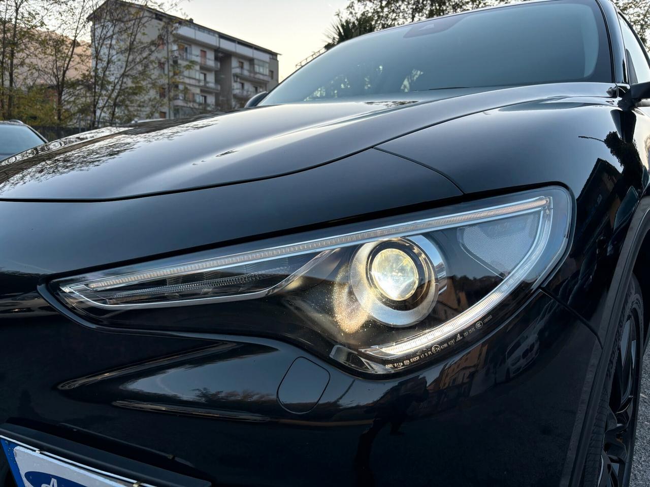 Alfa Romeo Stelvio 2.2 Turbodiesel 190 CV RWD FULL SUPER MY 21 - TOTAL-BLAK