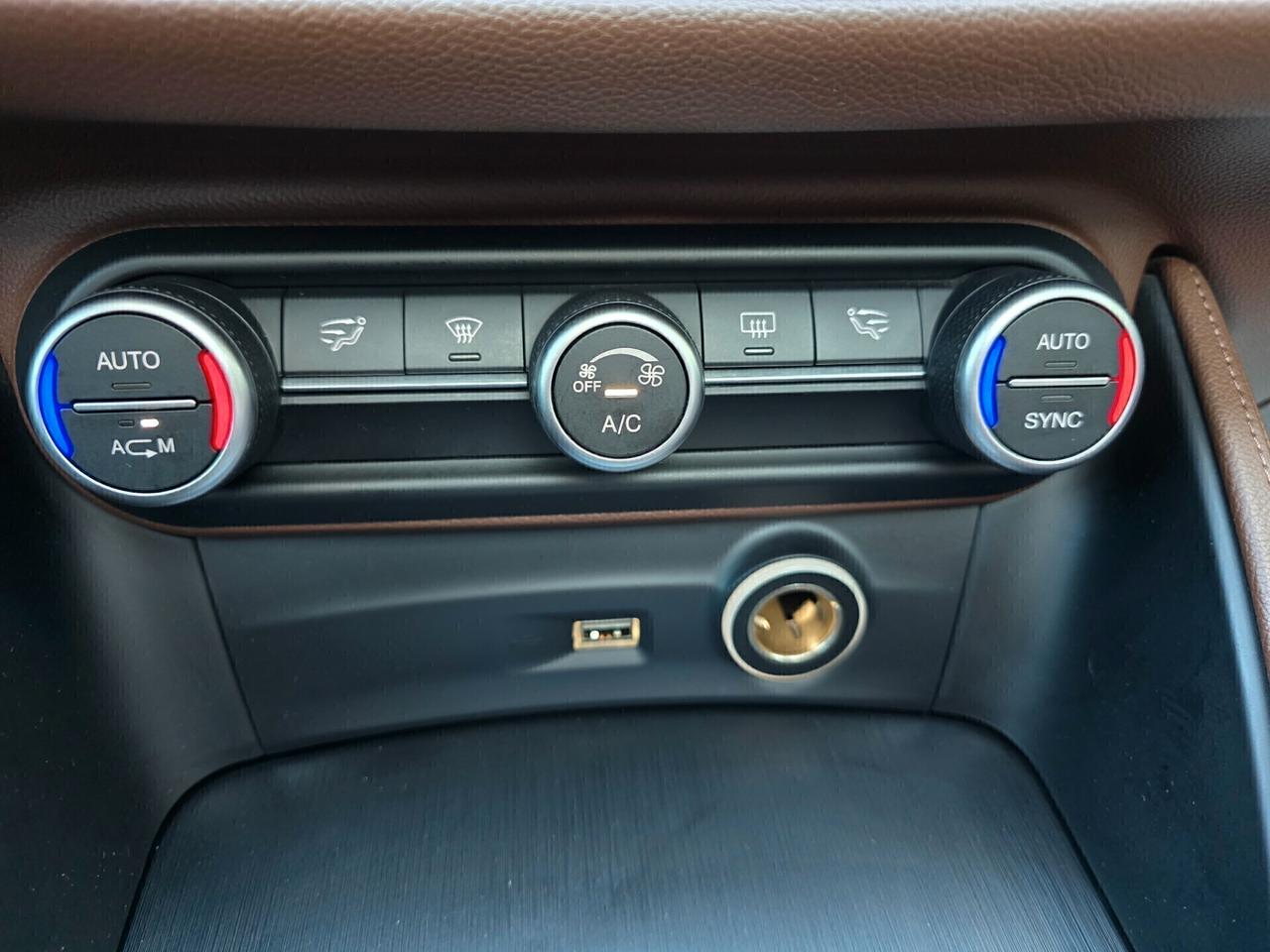Alfa R. Stelvio 2.2 Turbodiesel 210 CV AT8 Q4 Super
