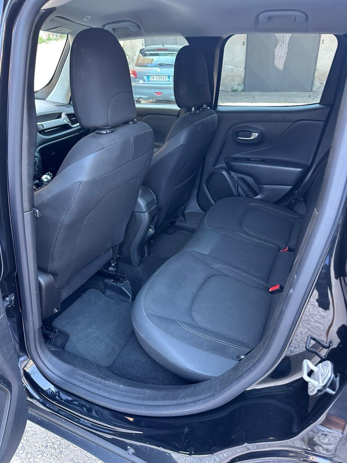 Jeep Renegade 1.6 Mjt 130 CV Longitude