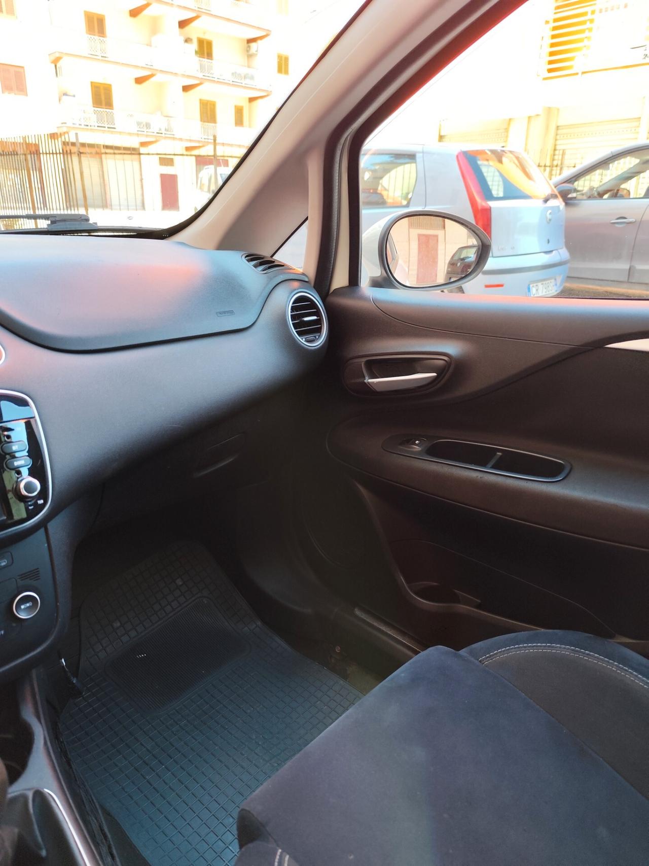 Fiat Punto 1.3 MJT II S&S 95 CV 5 porte Sport