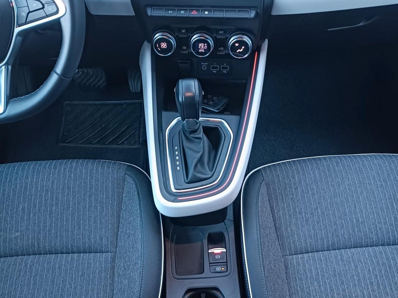 Renault Clio Full Hybrid E-Tech 145 CV 5 porte Techno