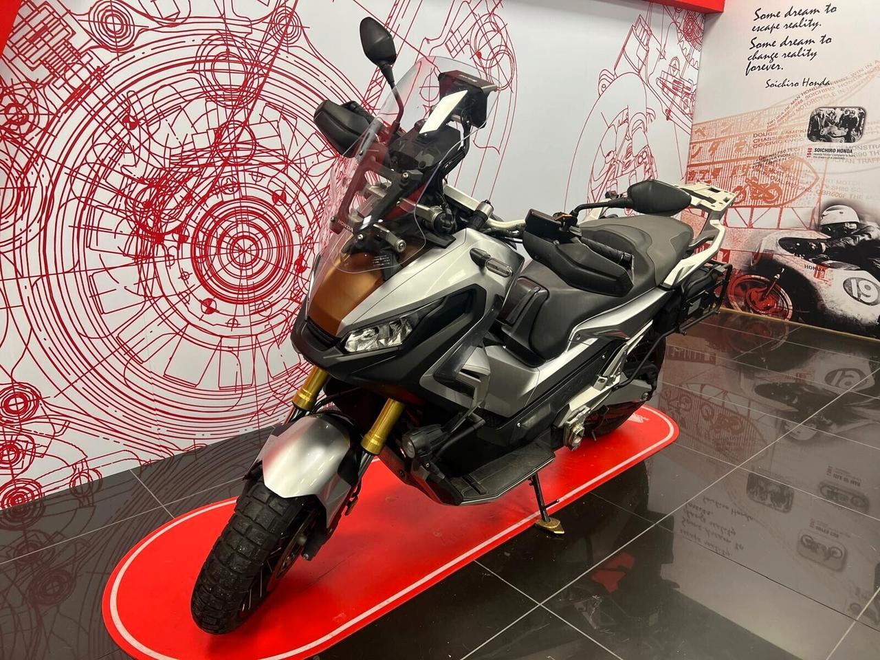 Honda X-ADV 750 - 2017 - Super accessoriato