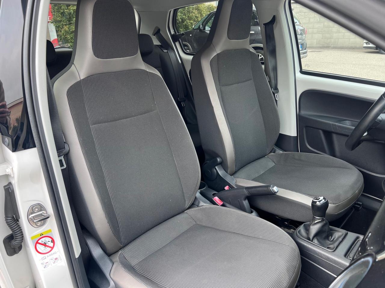 Volkswagen up! 5p 1.0 High 75cv NAVI/TEL17; OK NEOPAT. PERFETTA