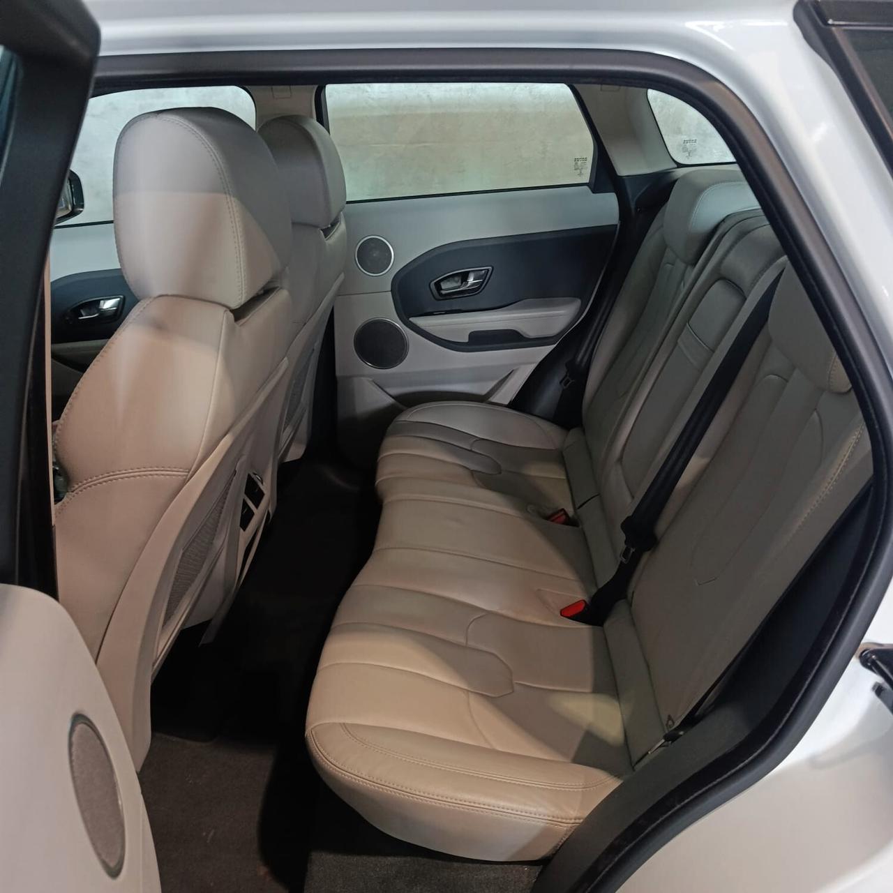 Land Rover RANGE ROVER EVOQUE 2.2 TD4 PERFETTA