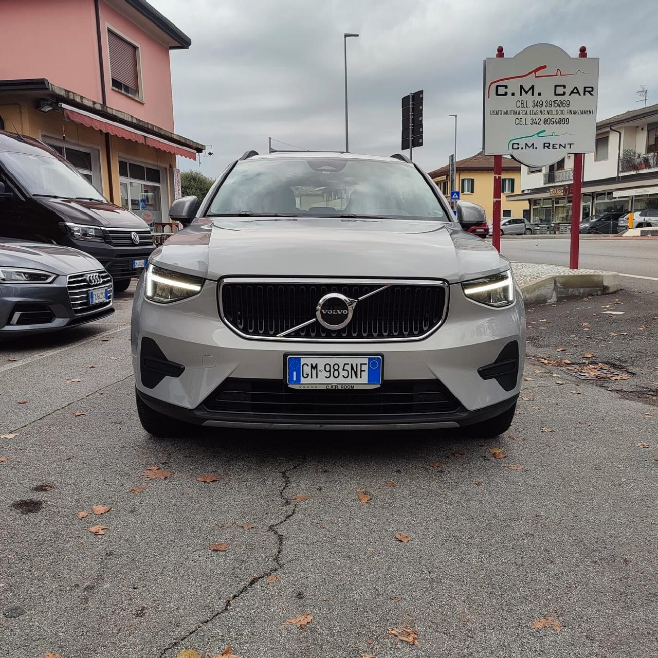 Volvo XC40 B3 automatico Core Pack tagliandi