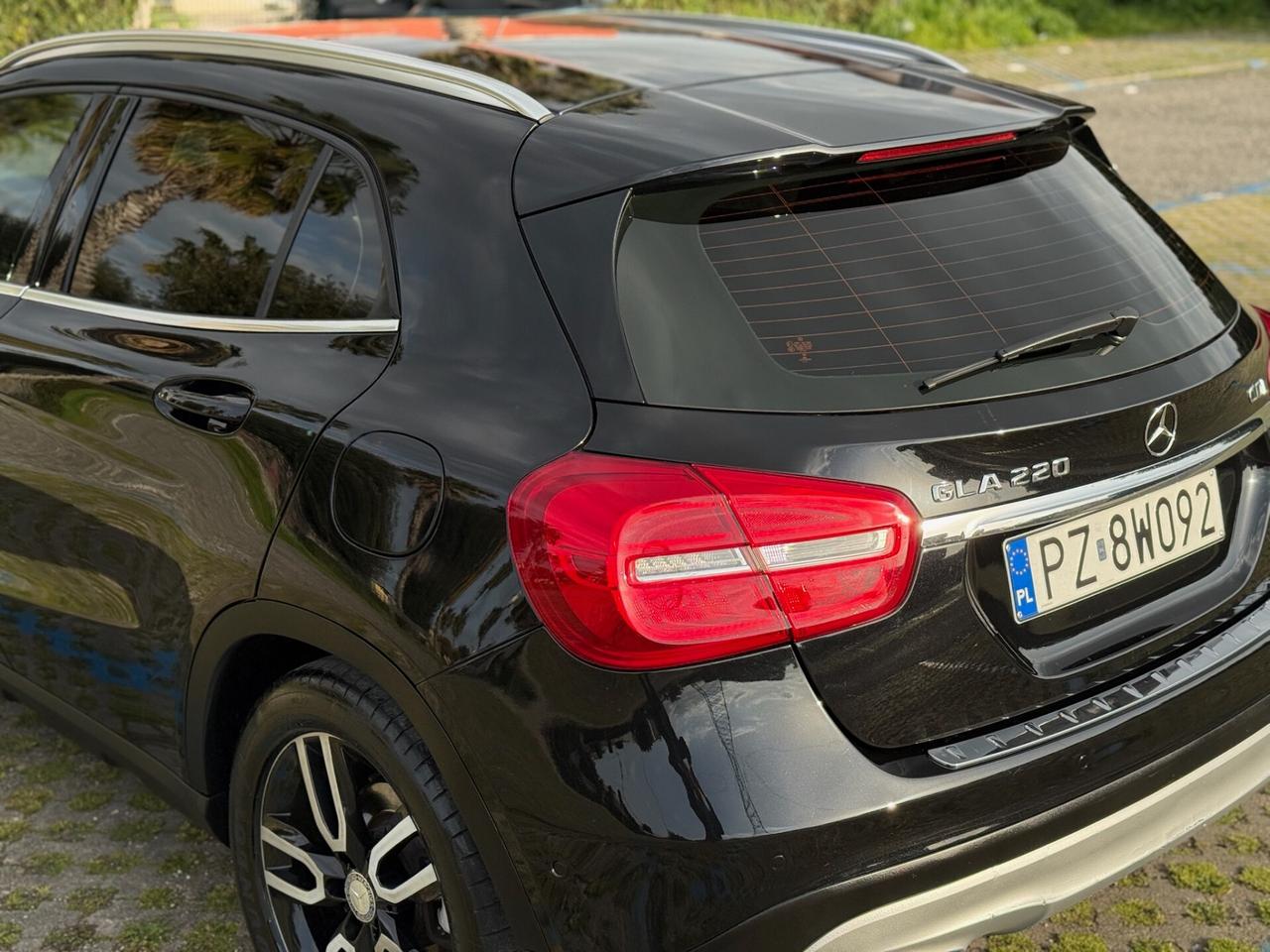 MERCEDES GLA 220 CDI 2015 Automatic 4Matic Premium