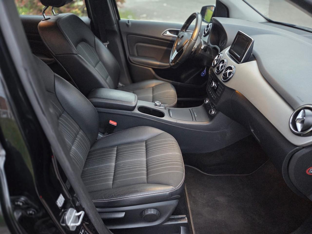 Mercedes-benz B 200 CDI Automatic Premium