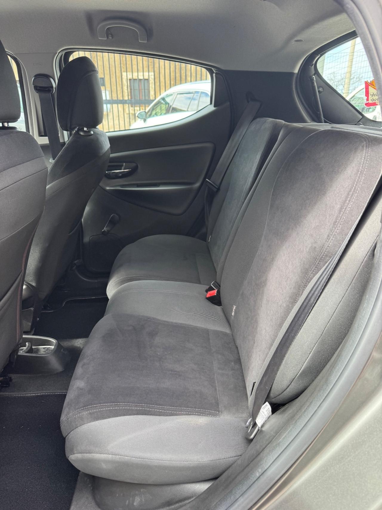 Lancia Ypsilon 1.3 MJT 16V 95 CV ECCELLENTI CONDIZIONI