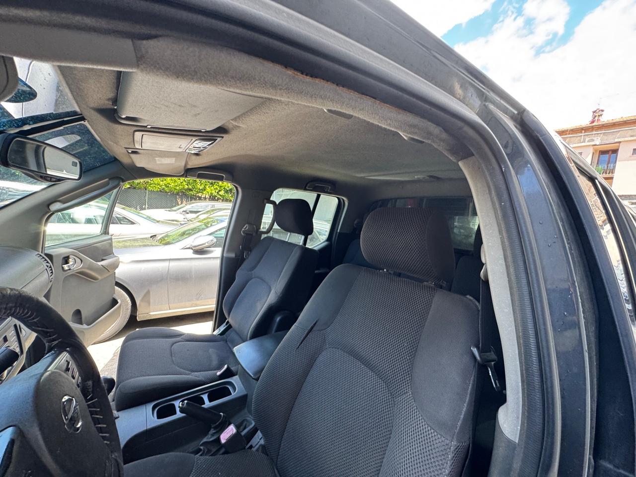 Nissan Navara 2.5 dCi 4 porte Double Cab LE