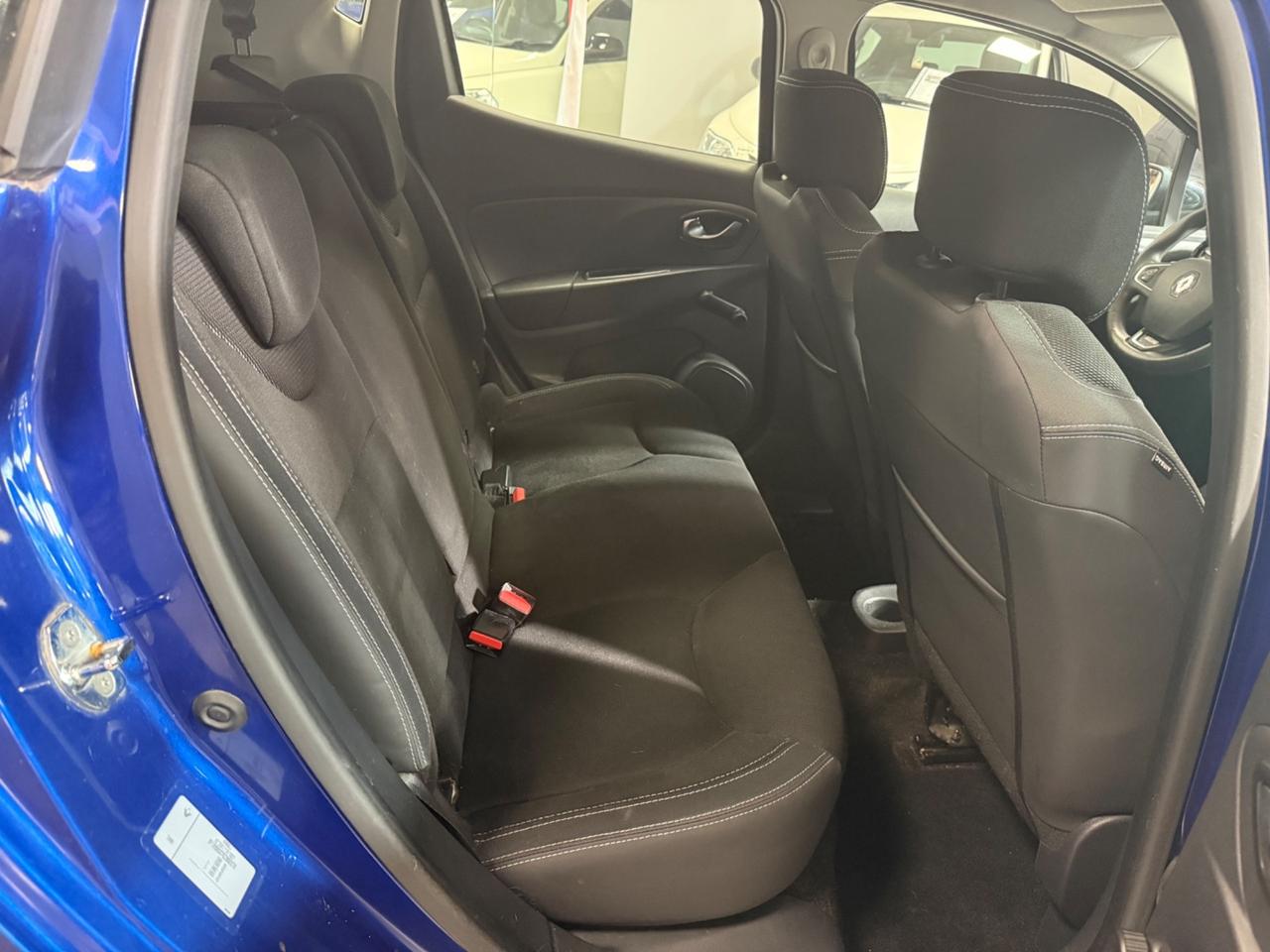 Renault Clio TCe 12V 75 CV 5 porte Moschino Life Ok Neopatentati