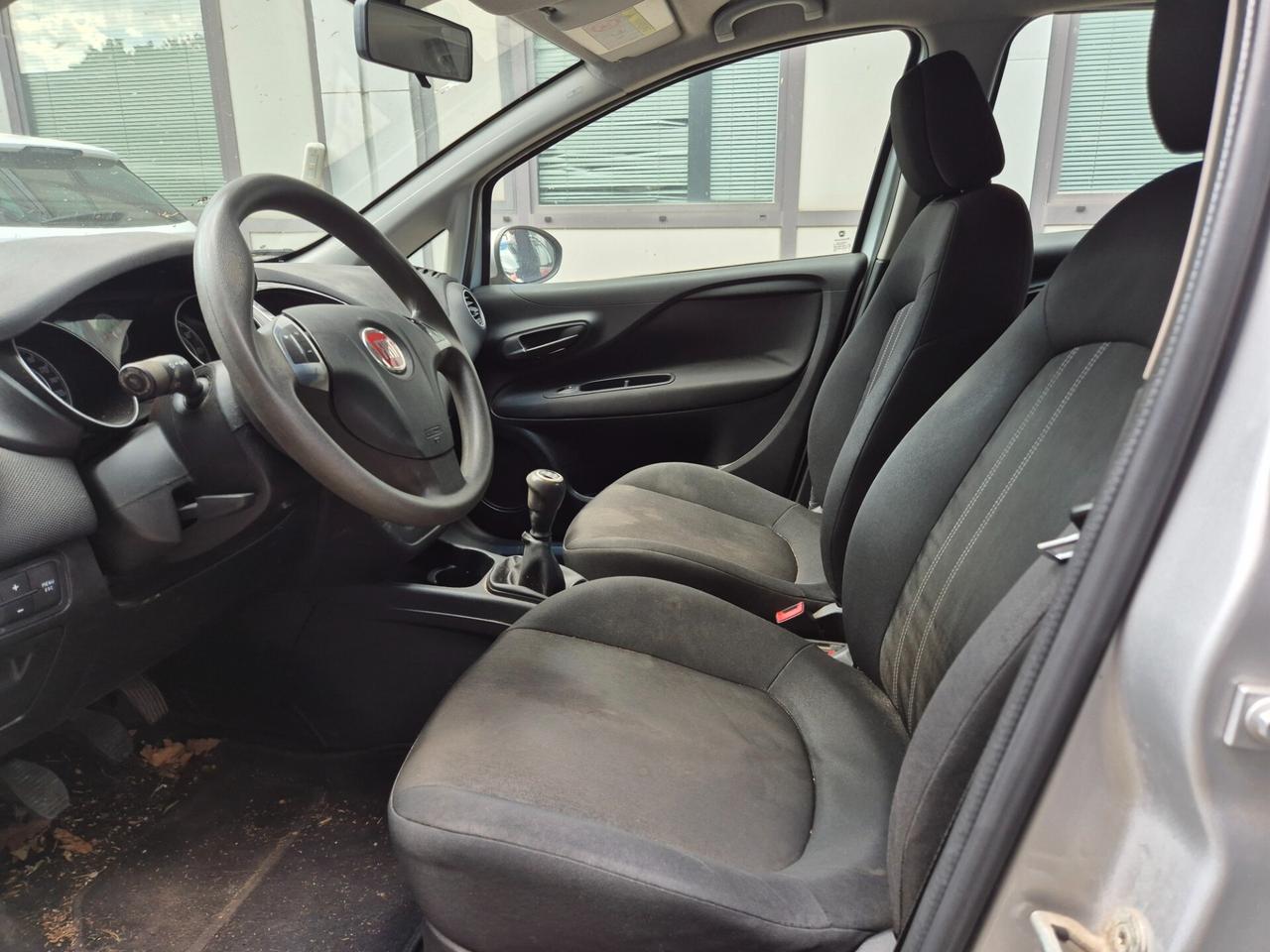 Fiat Punto 1.3 MJT II 75 CV 5 porte Street