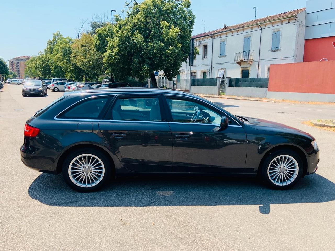 Audi A4 2.0 TDI 177 CV quattro Business