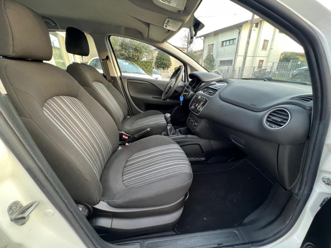 Fiat Punto 1.4 benzmetano ok Neopatentati