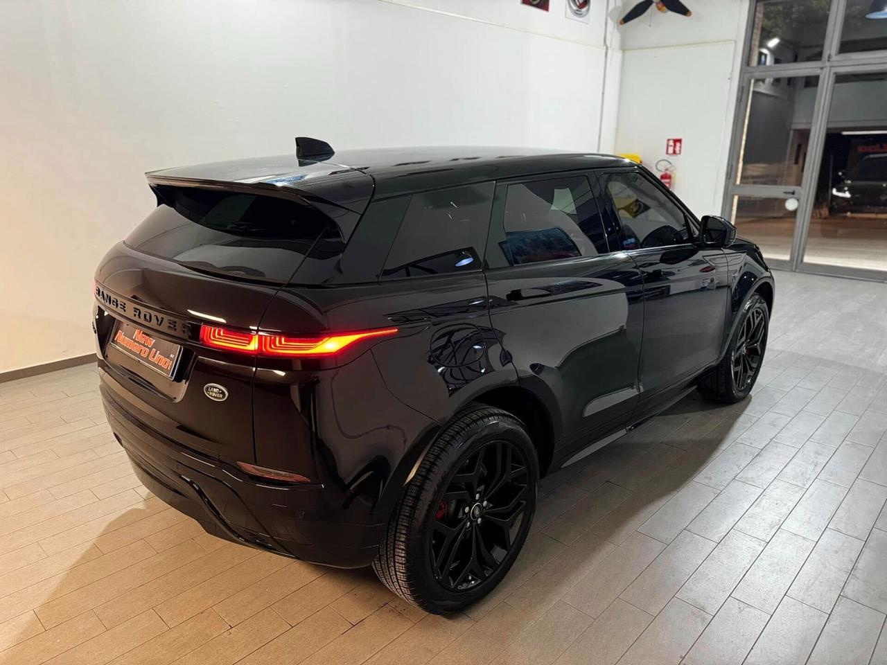 Range Rover Evoque 2.0 i4 R-Dynamic 163cv 2022 Autocarro