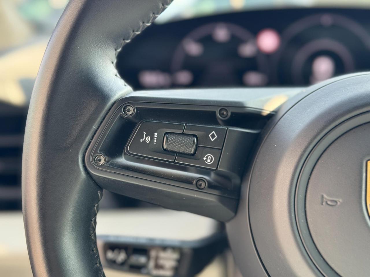 Porsche Taycan Cross Turismo Turbo 5p.ti