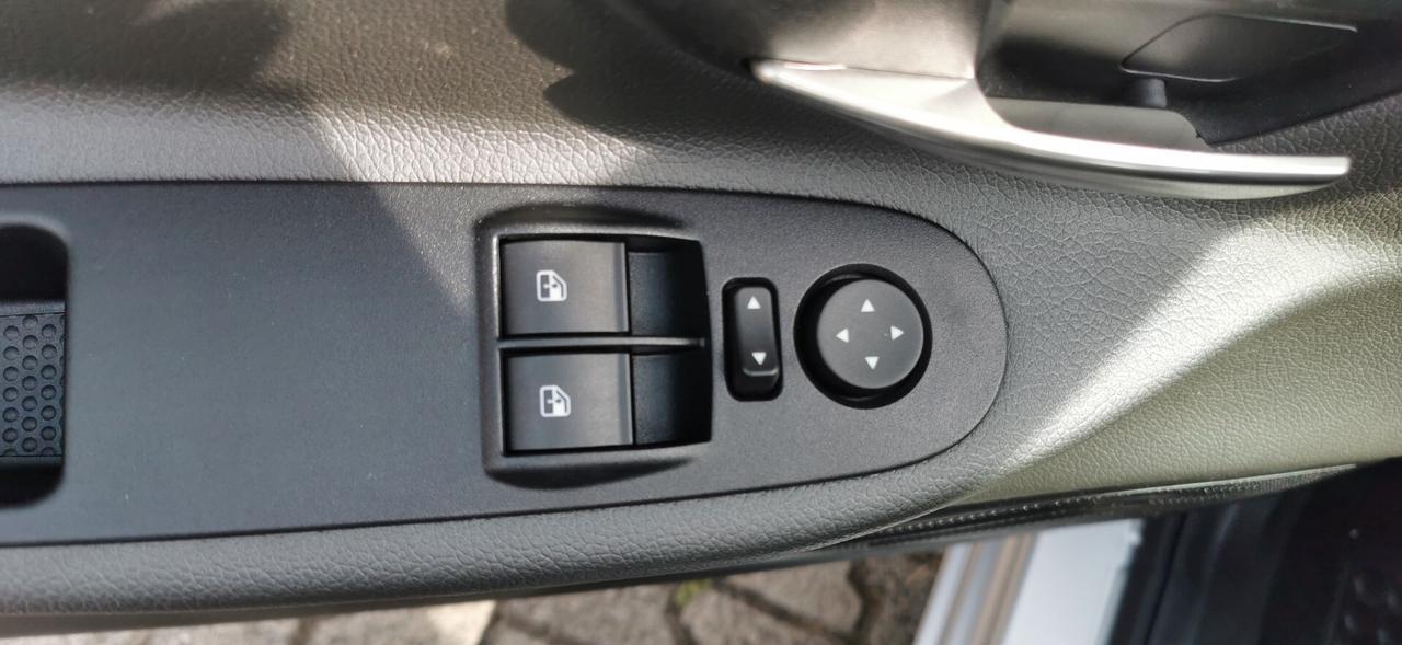 Lancia Ypsilon 0.9 TwinAir 85 CV 5 porte S&S DFN Gold