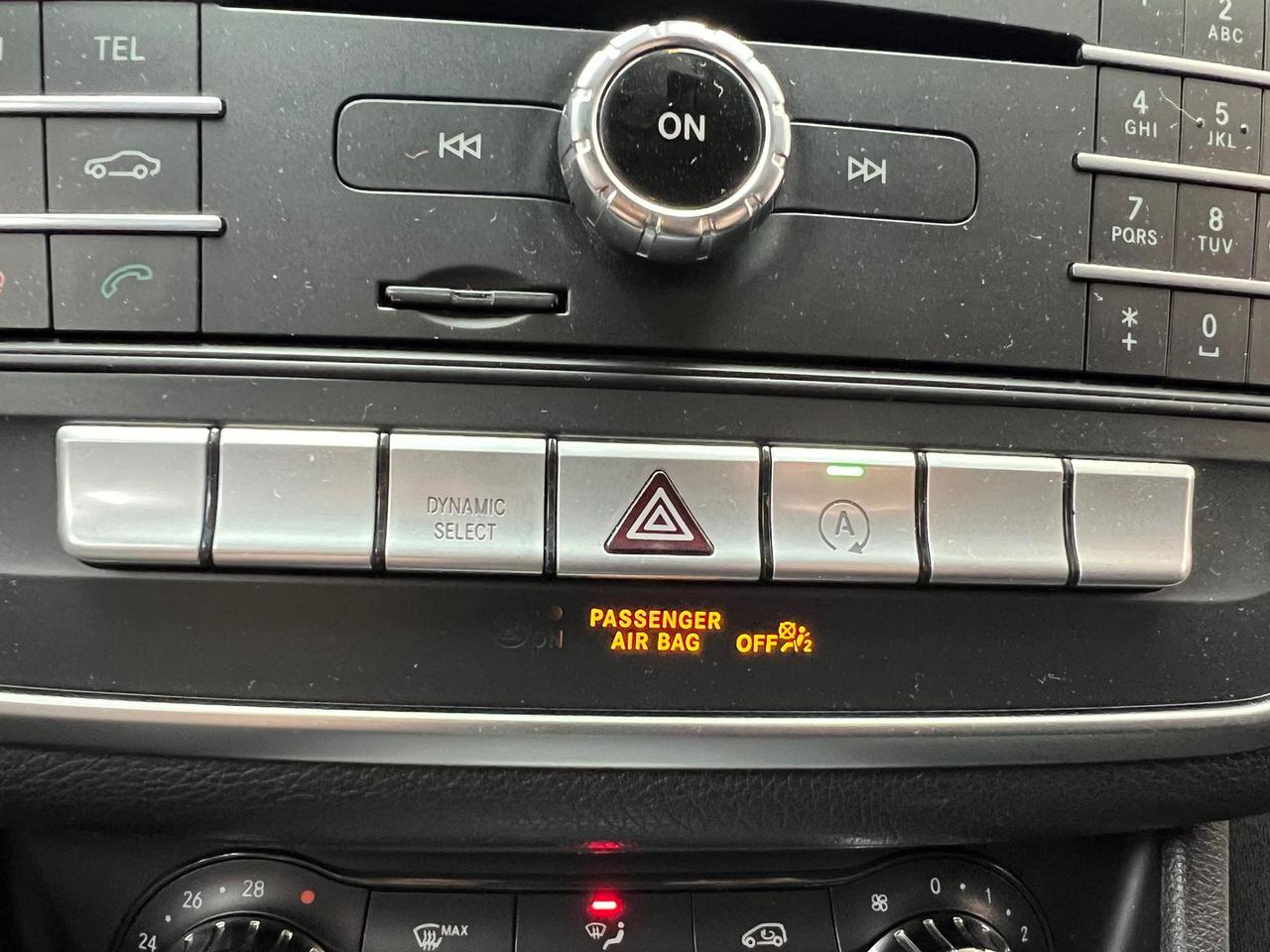Mercedes-Benz CLA 200 D Premium