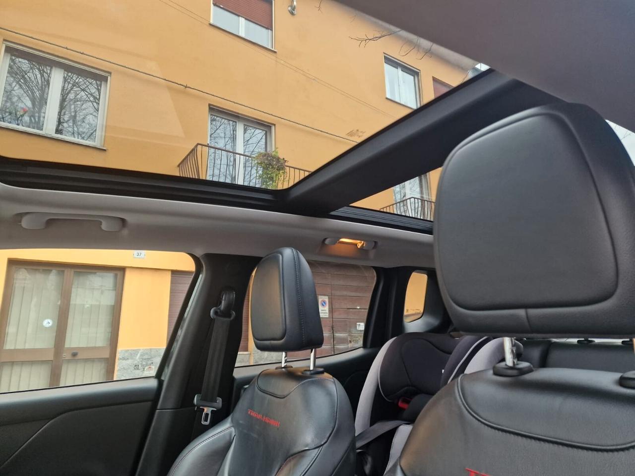 Jeep Renegade 170CV 4WD Trailhawk DISTRIBUZIONE NUOVA