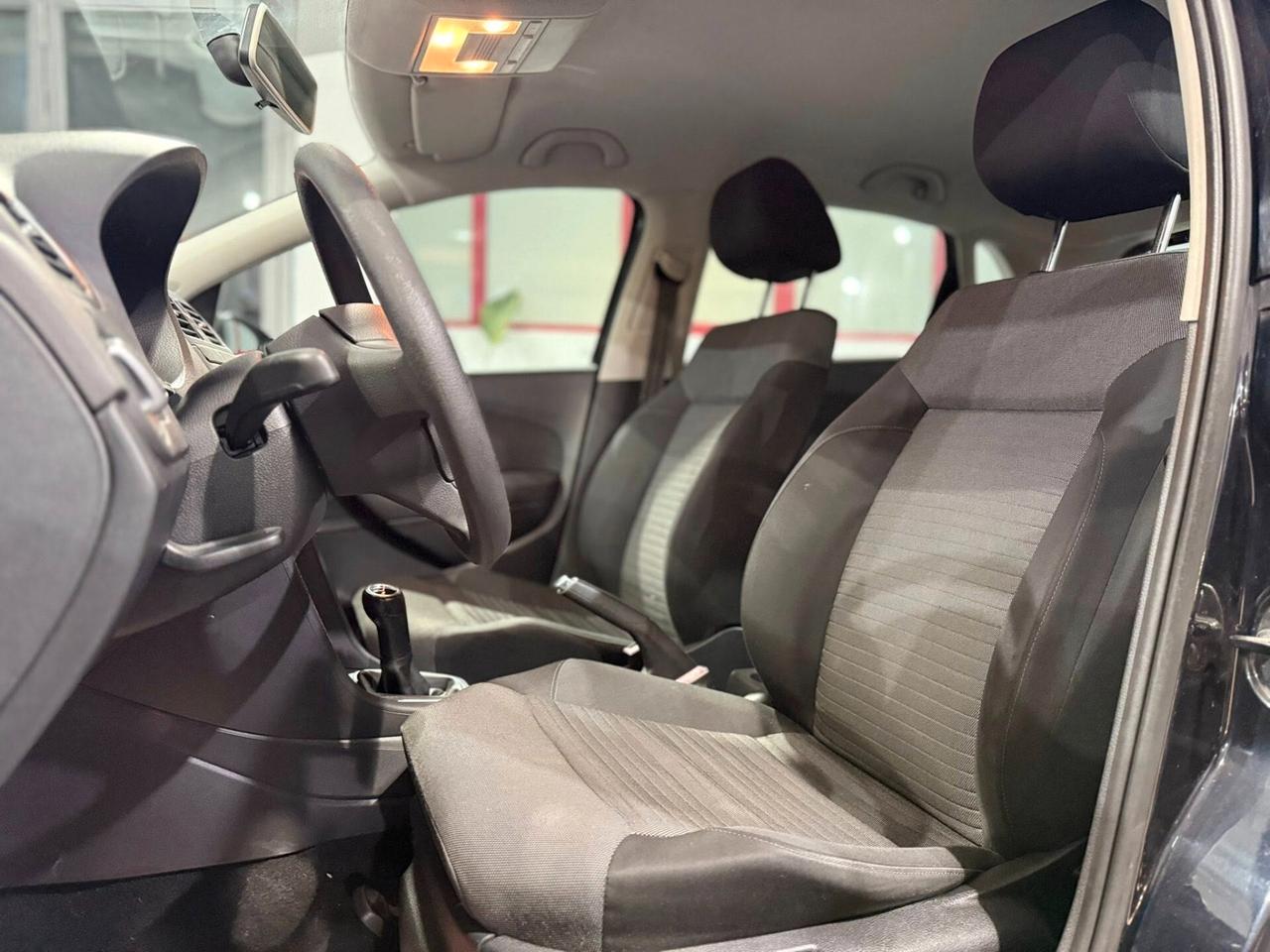 Volkswagen Polo 1.2 TDI 75cv Comfortline 2012