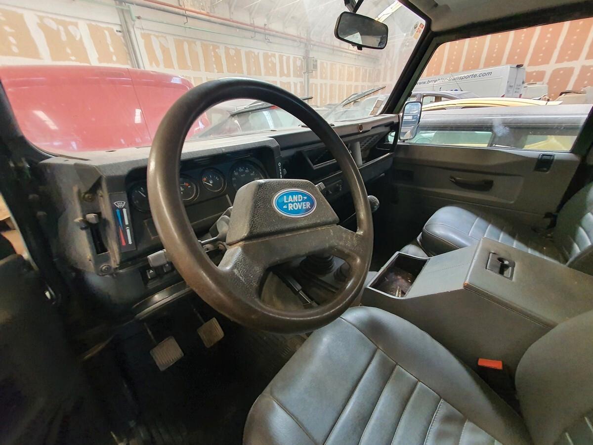 Land Rover Defender 90 2.5 Td5