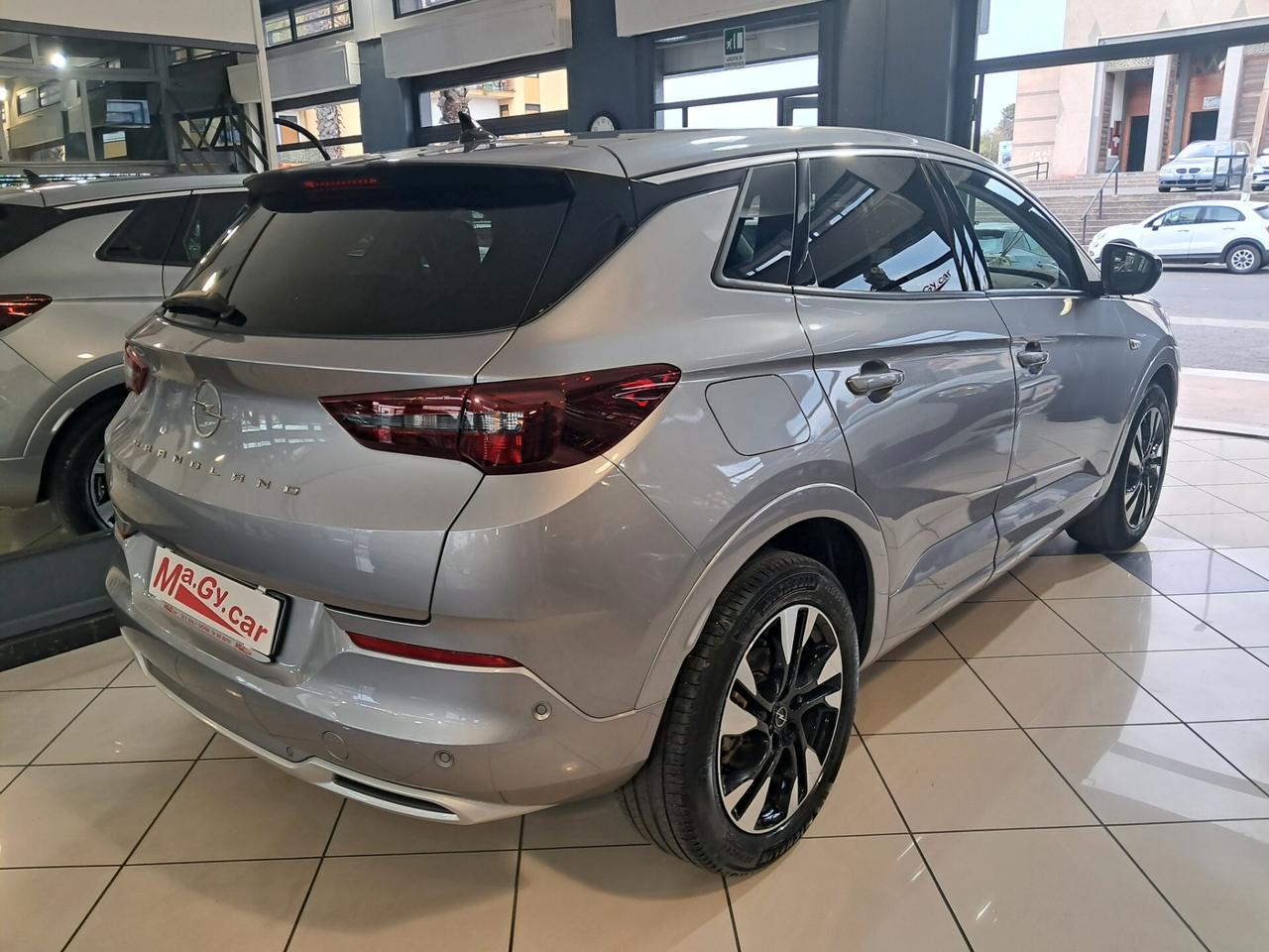 Opel Grandland 1.5 Ecotec aut. Business Elegance