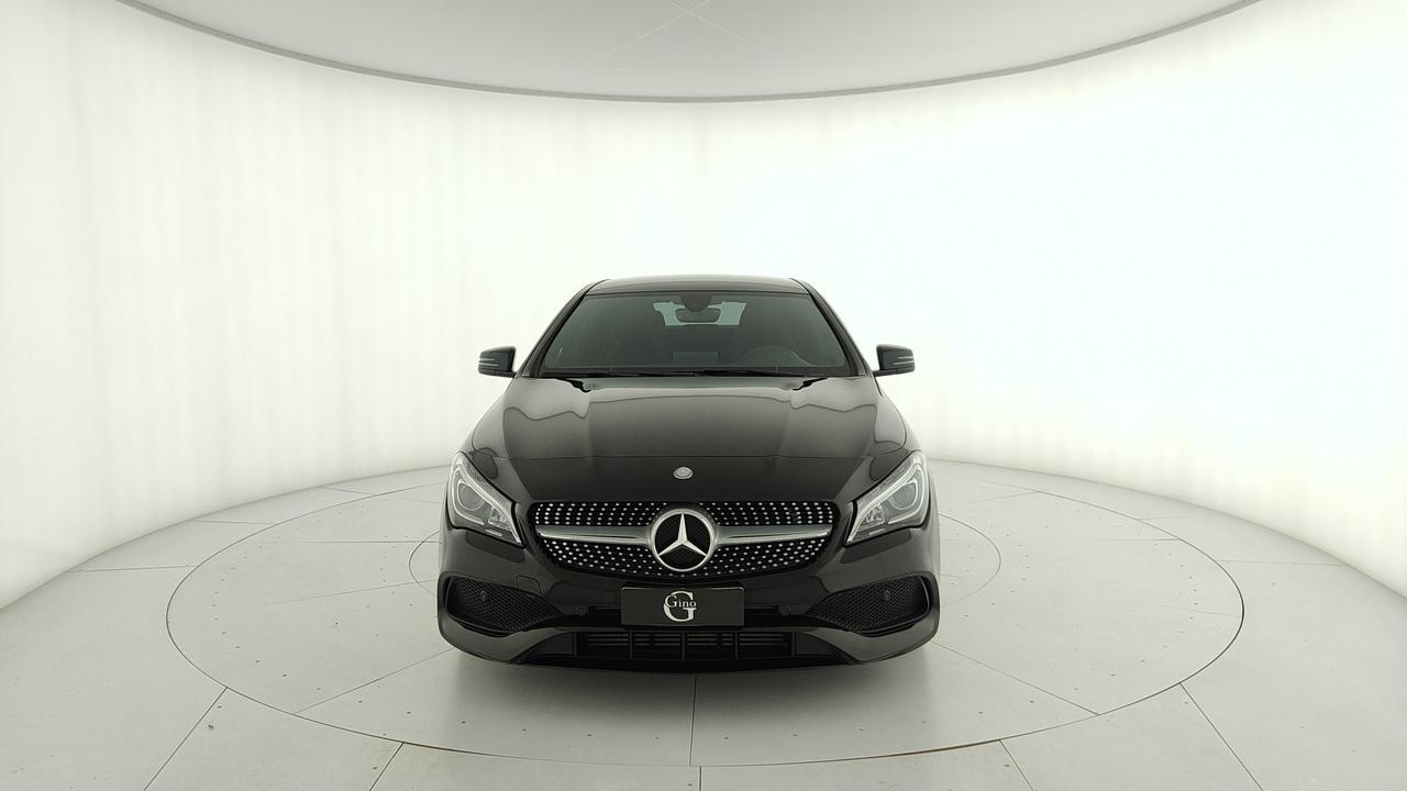 Mercedes-Benz CLA 200 d (cdi) Premium auto