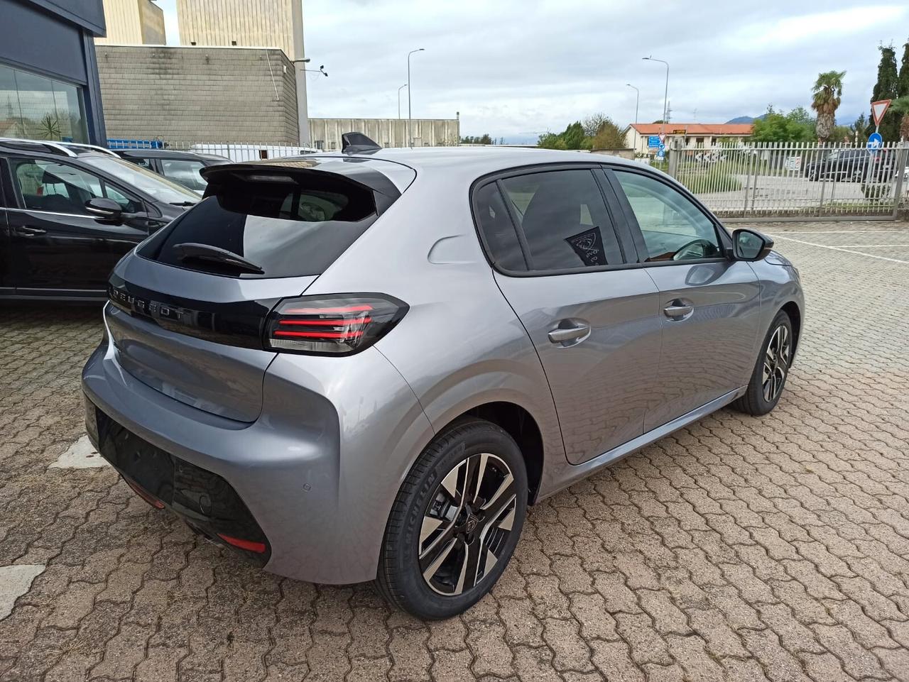 Peugeot 208 PureTech 100 Stop&Start 5 porte Allure