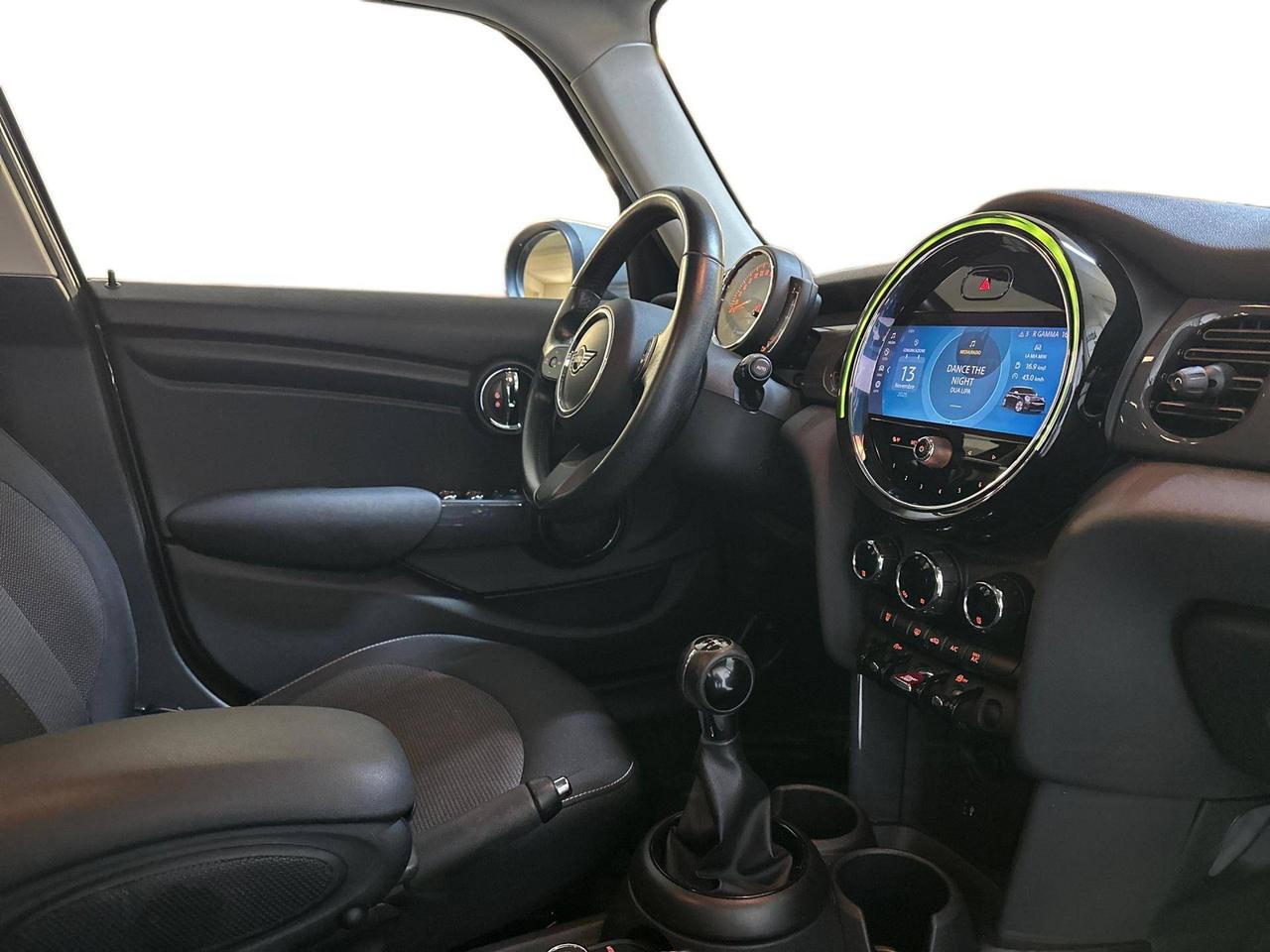 MINI Mini One Essential 55kW 5 Porte