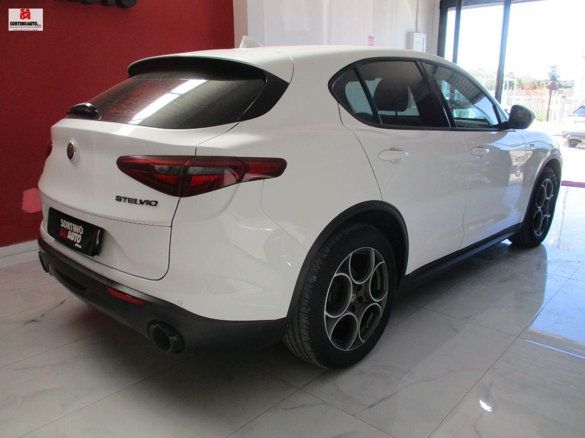 A.R.Stelvio 2.2 T.diesel 190CV AT8 Q4 SPRINT 2021