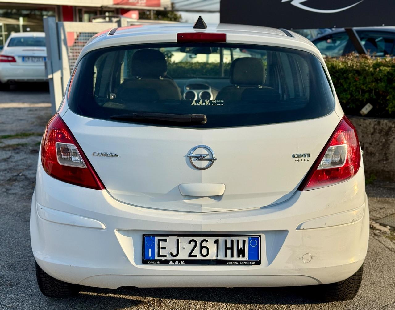 Opel Corsa 1.3 CDTI 95Cv OK NEOPATENTATI 2011