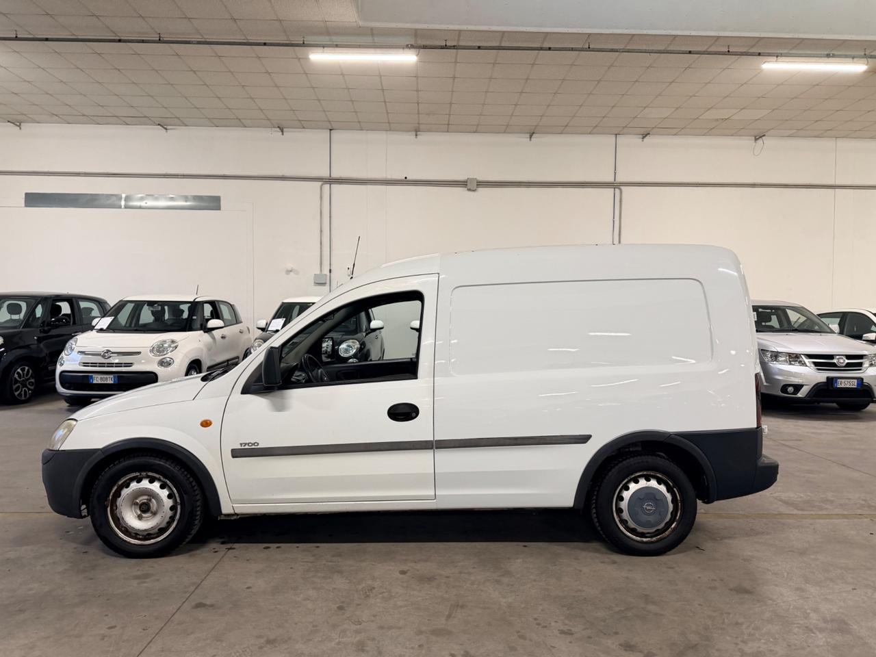 Opel Combo 1.7 DI 4p. Van Vetrato