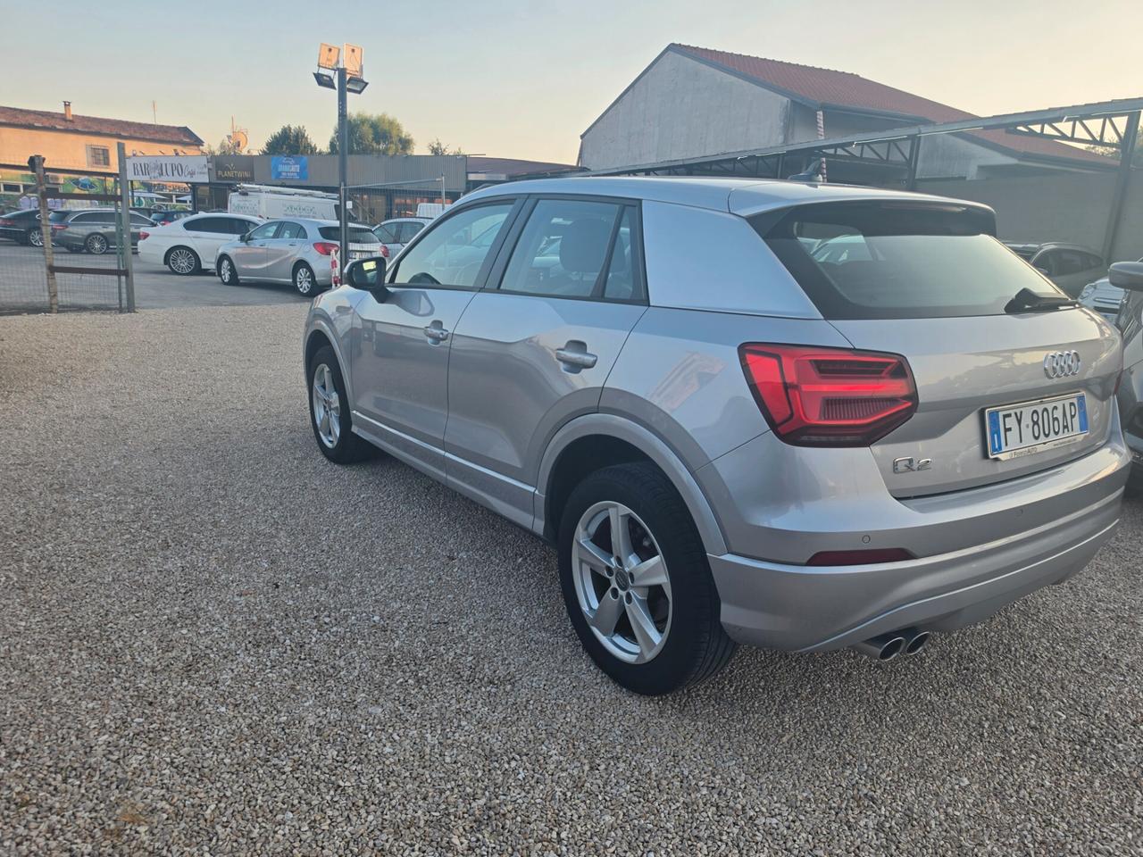 Audi Q2 35 TFSI Business Design