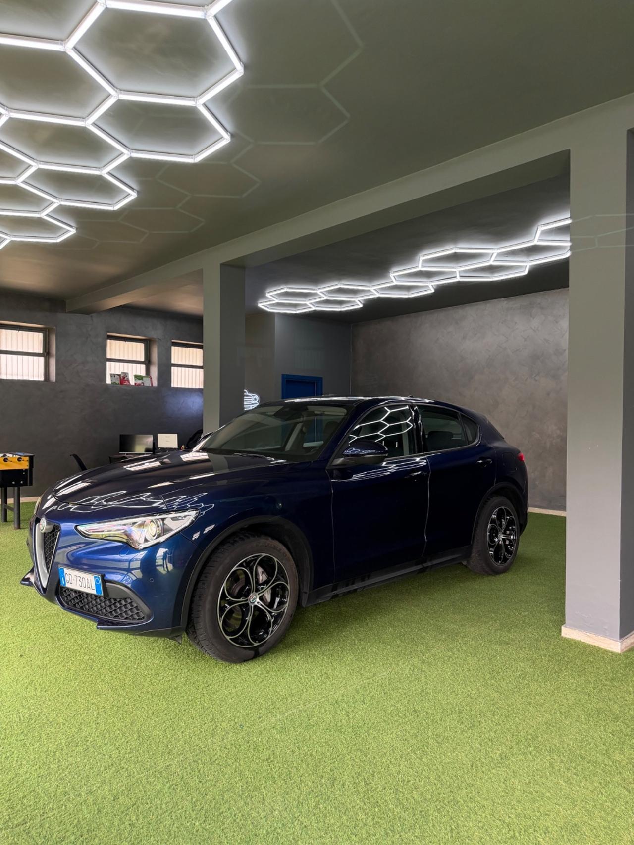 Alfa Romeo Stelvio 2.2 Turbodiesel 190 CV AT8 RWD Executive