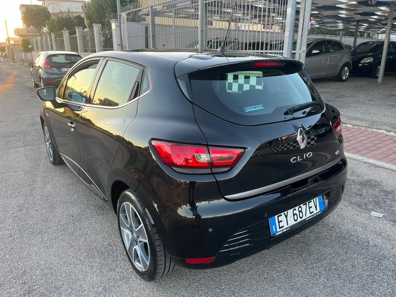 Renault Clio 1.5 dCi 5 porte Costume National 2015