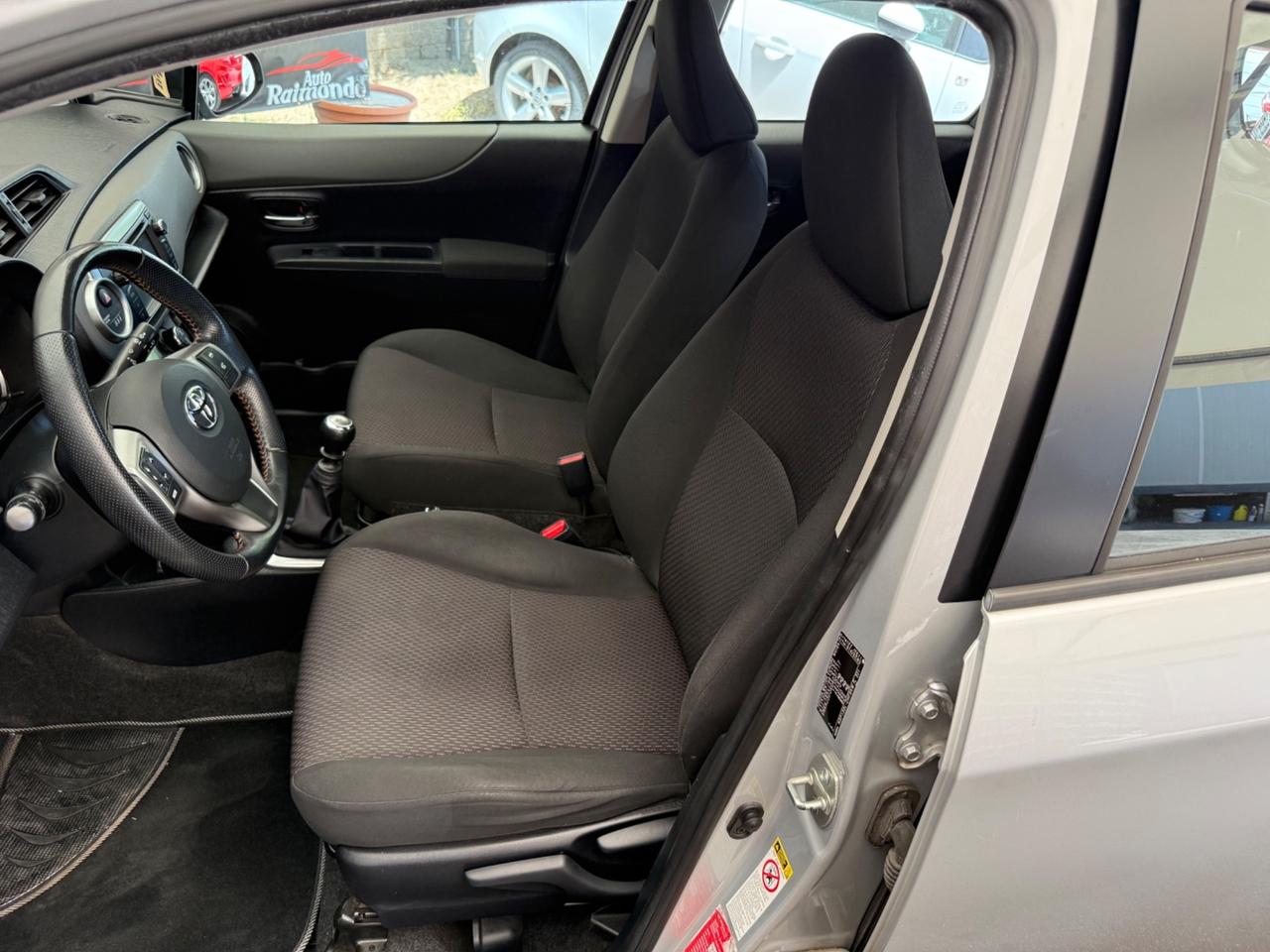 Toyota Yaris 1.3 5 porte
