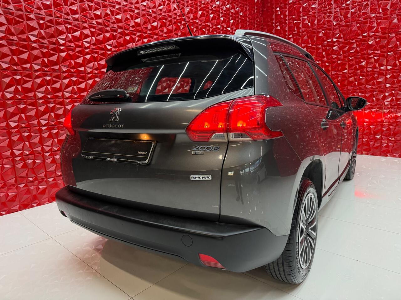 Peugeot 2008 1.6 e-HDi 92 CV Stop&Start Urban Cross OK NEOPATENTATI