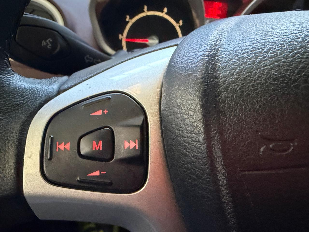 Ford Fiesta 1.2 82 CV 5p Titanium - SOLO 84.000KM-