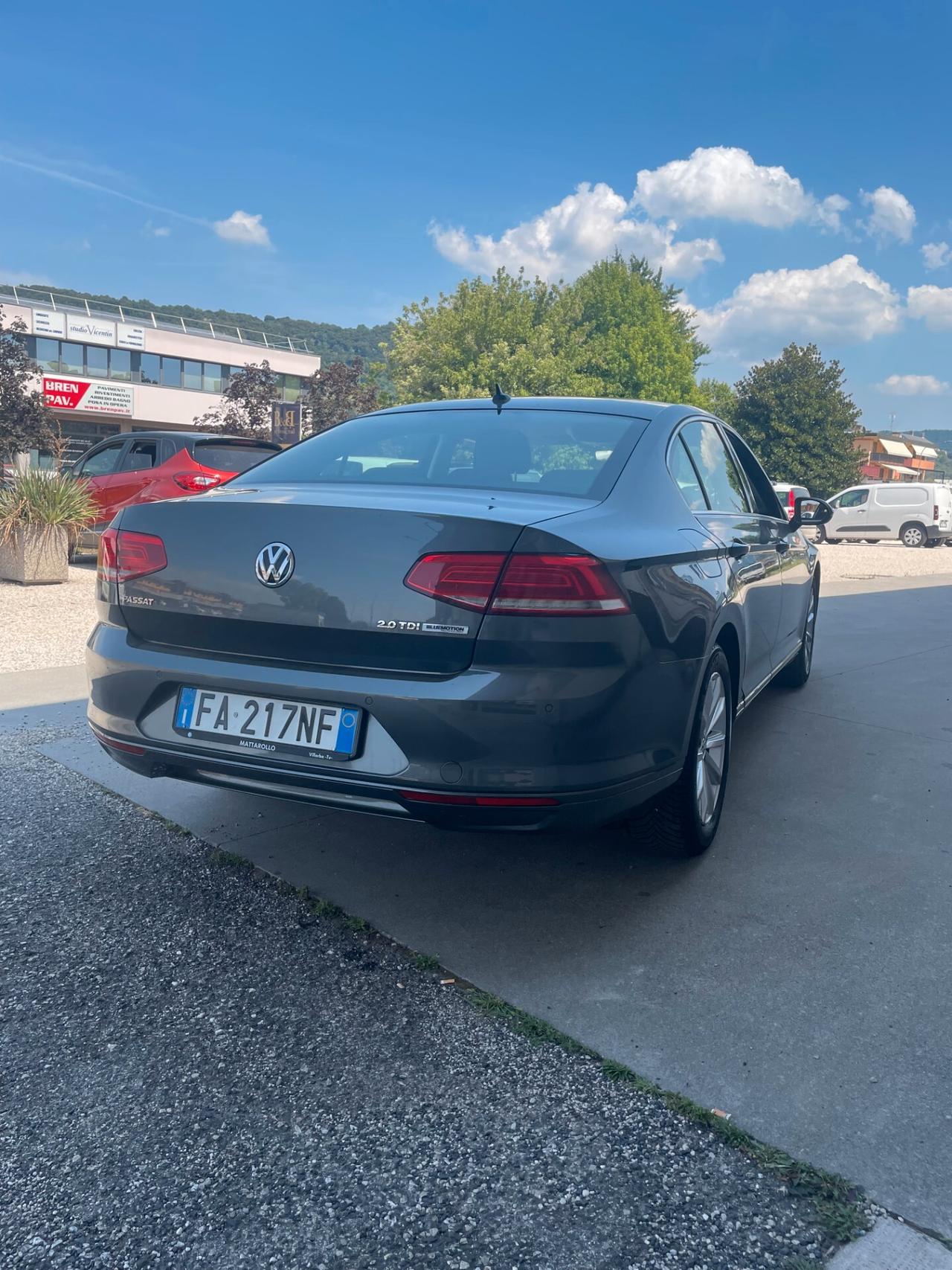 VOLKSWAGEN PASSAT VIII 2.0 TDI BLUEMOTION TECHNOLOGY BUSINESS 150 CV – ANNO 2015