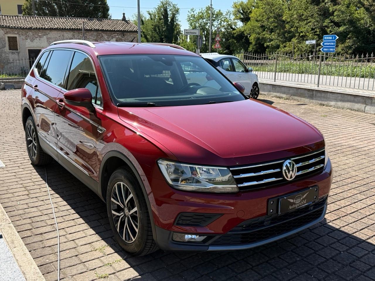 VW Tiguan Allspace 2.0 TDI DSG KEYLESS/CARPLAY/7POSTI